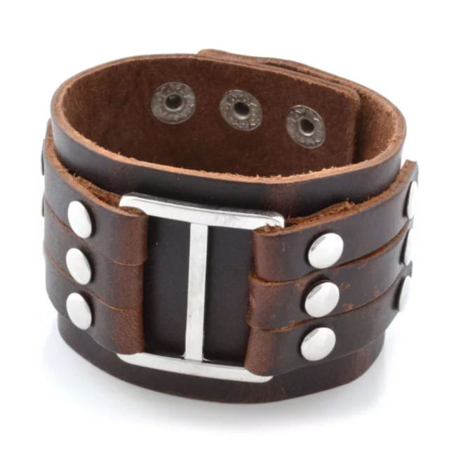 Thick leather bracelet